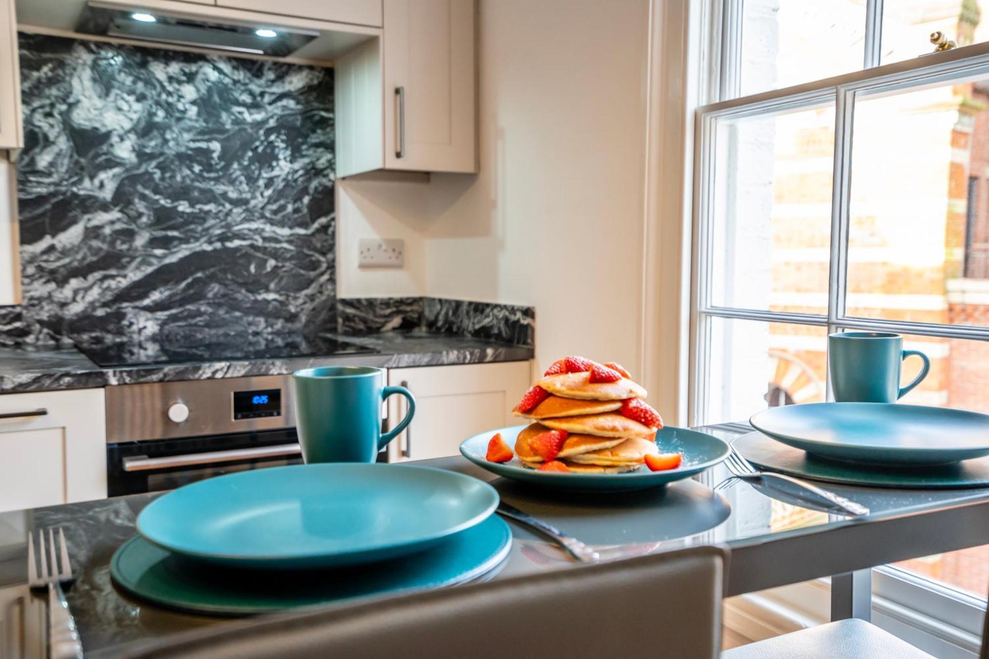 Peckitt Street Apartments Йорк Экстерьер фото